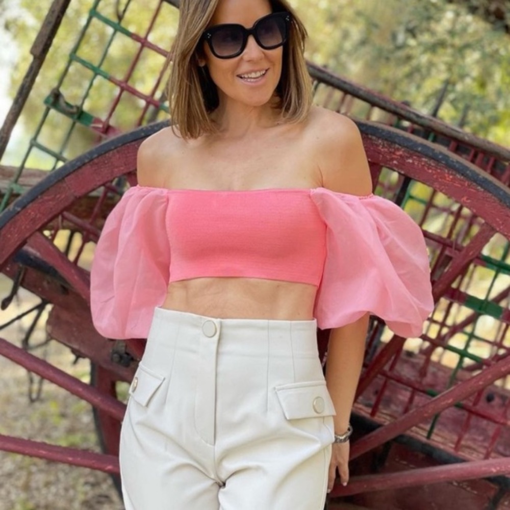 zara blogger favorite combination organza knit top